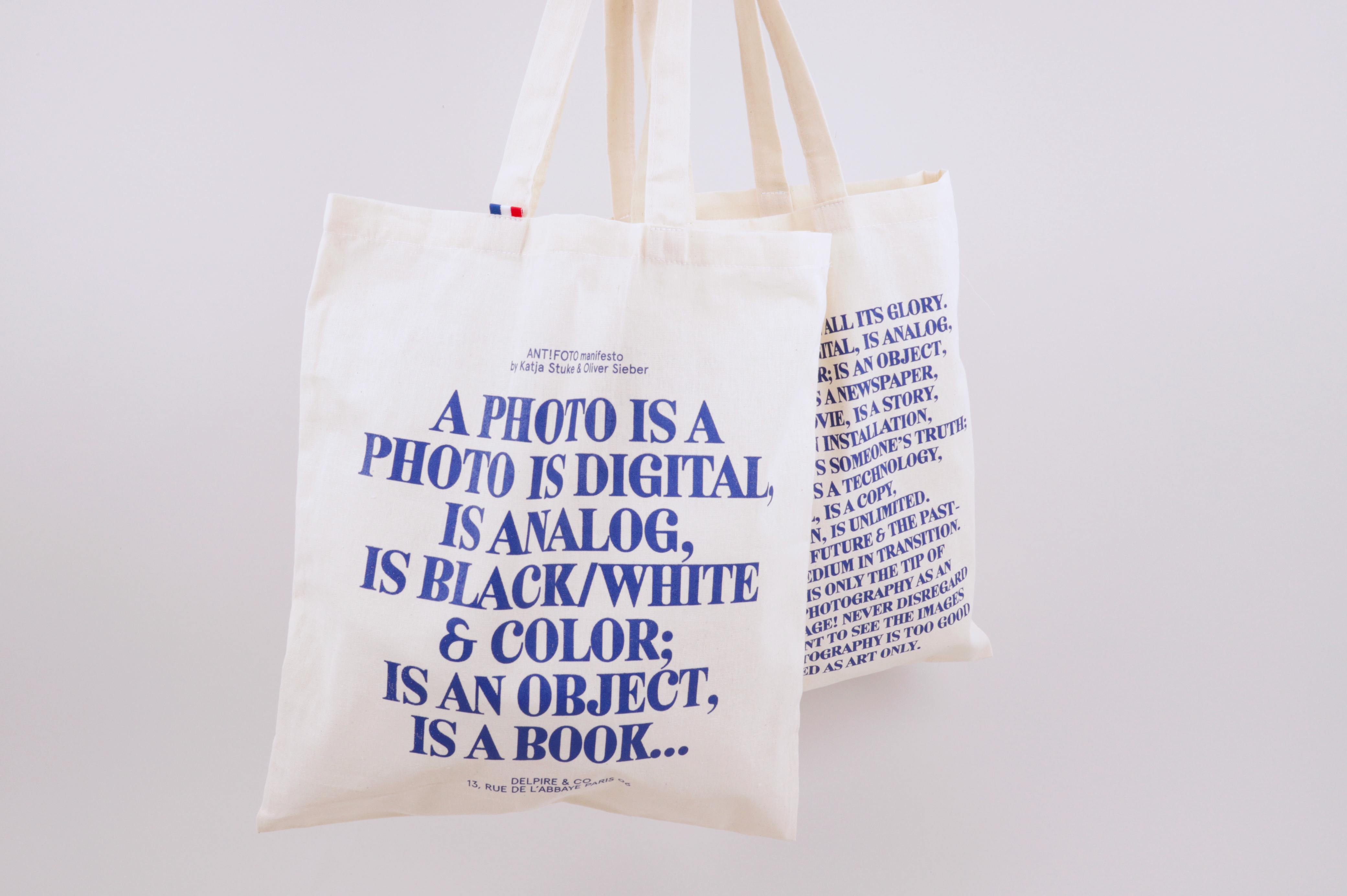 Phototote2