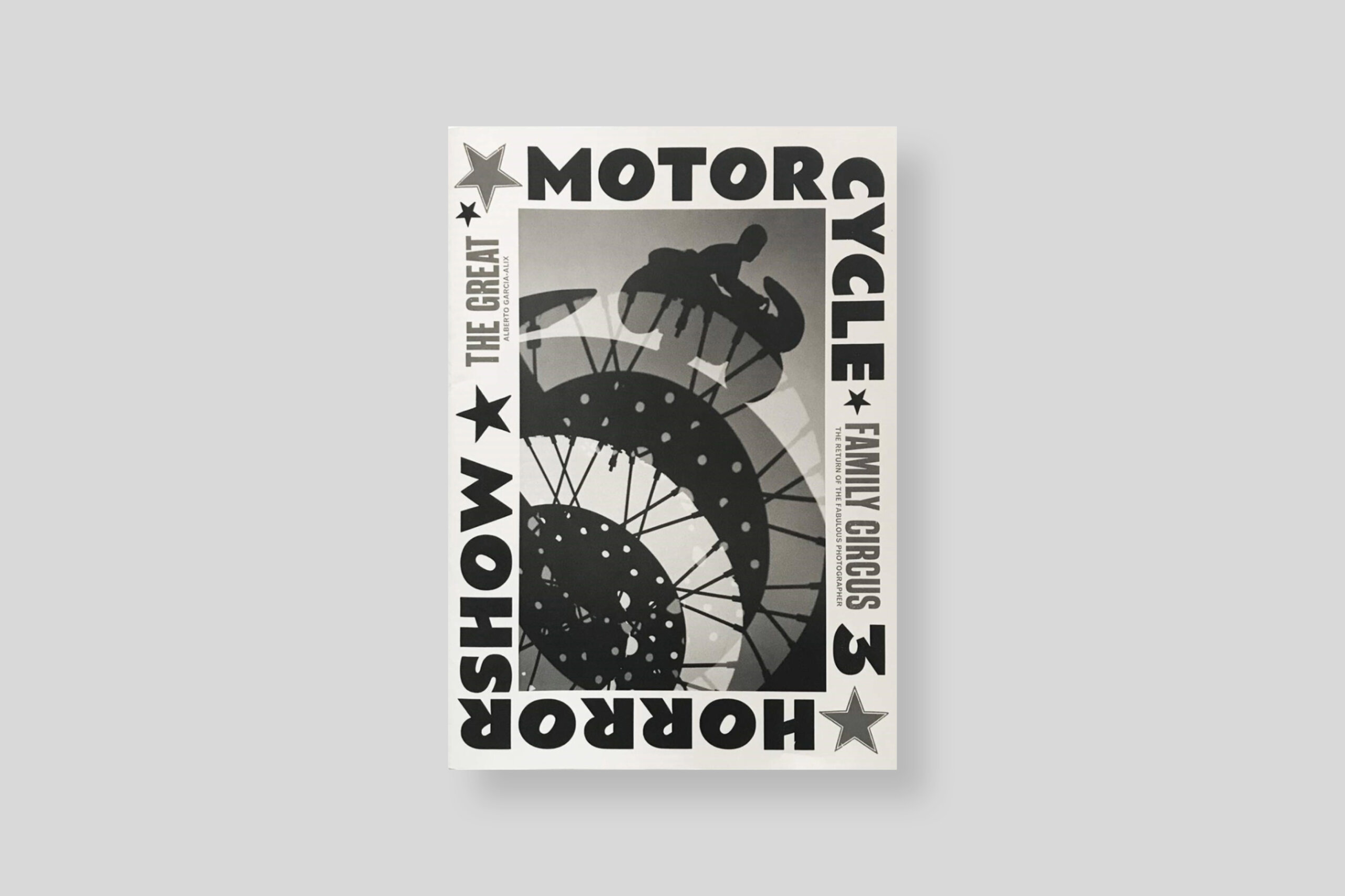 motor-cycle-family-circus-cover